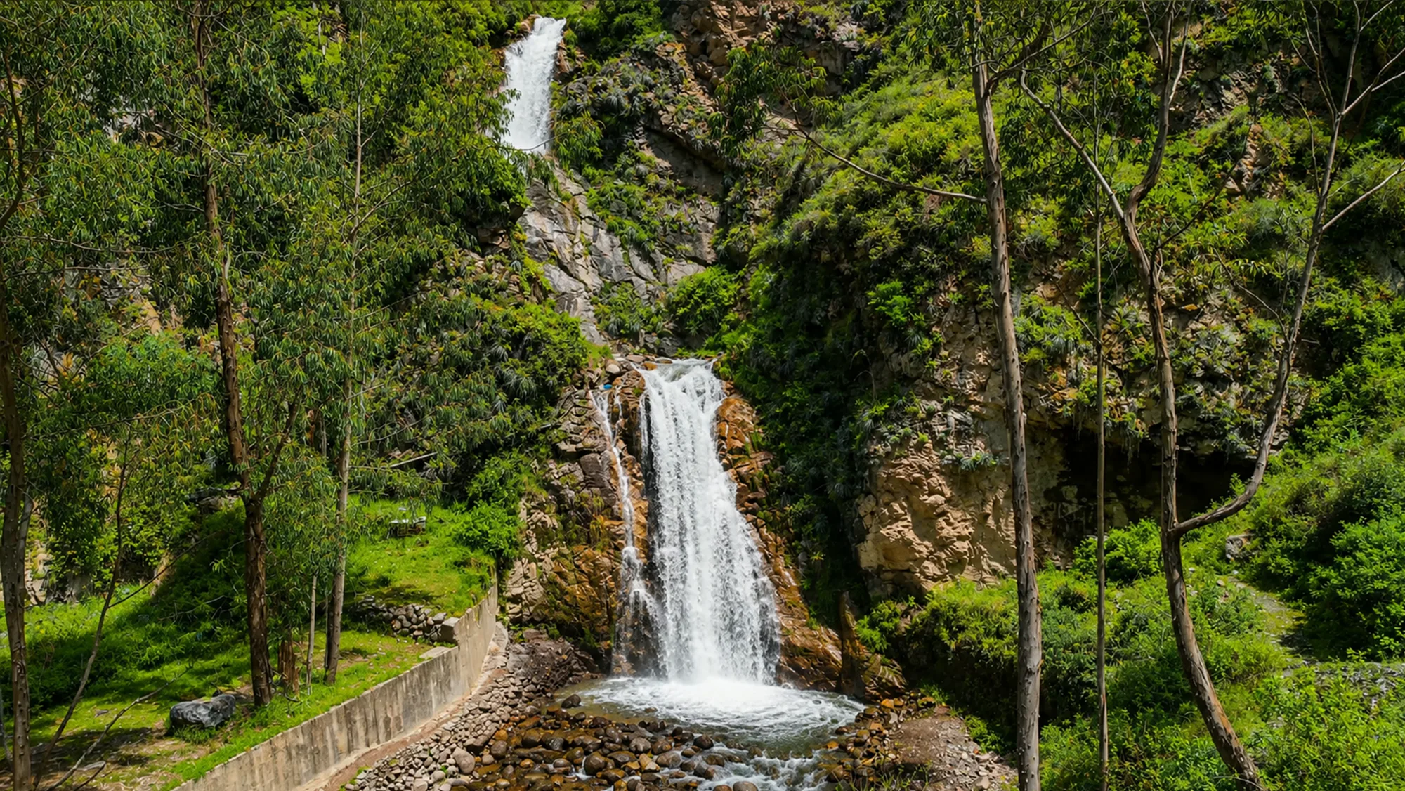Ichoca y la catarata El Encuentro